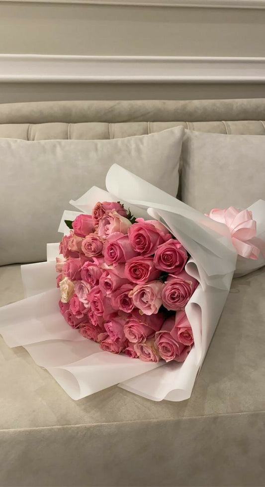 40 Pink Roses Long Stem Roses